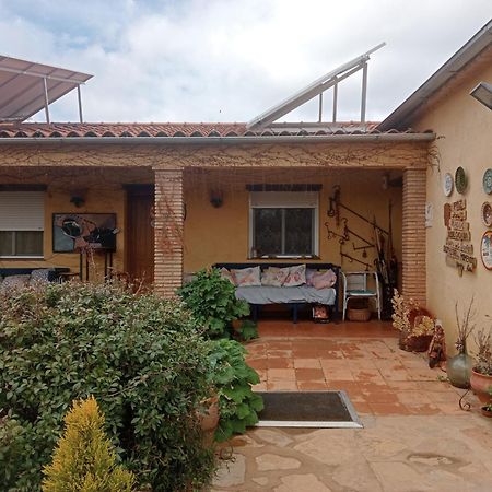 Hotel Rural La Cimbarra Aldeaquemada Exterior photo