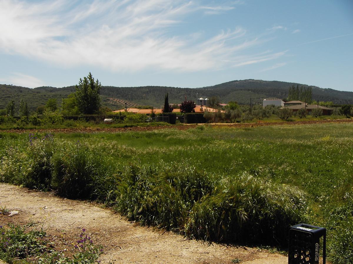Hotel Rural La Cimbarra Aldeaquemada Exterior photo
