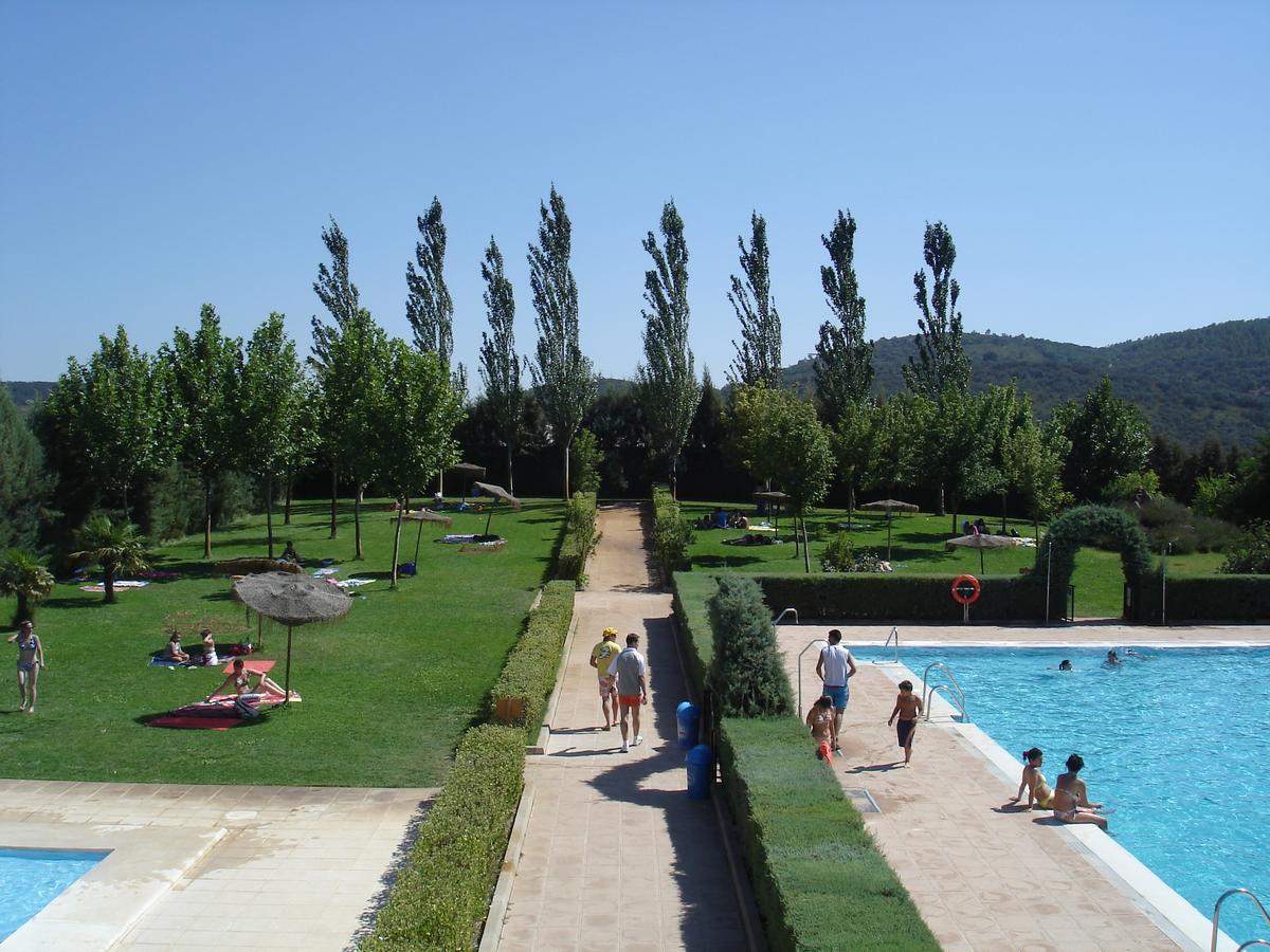 Hotel Rural La Cimbarra Aldeaquemada Exterior photo