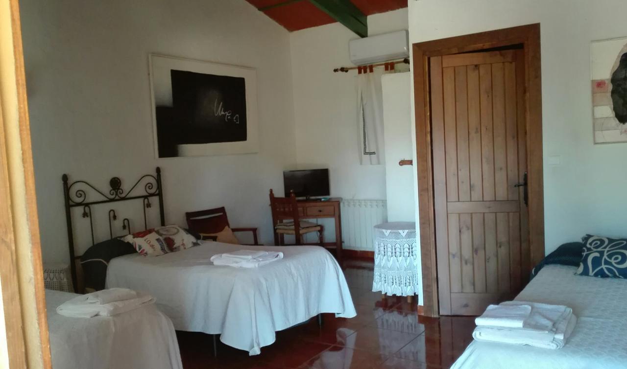 Hotel Rural La Cimbarra Aldeaquemada Exterior photo