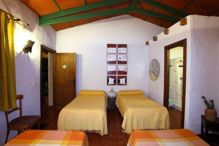 Hotel Rural La Cimbarra Aldeaquemada Exterior photo