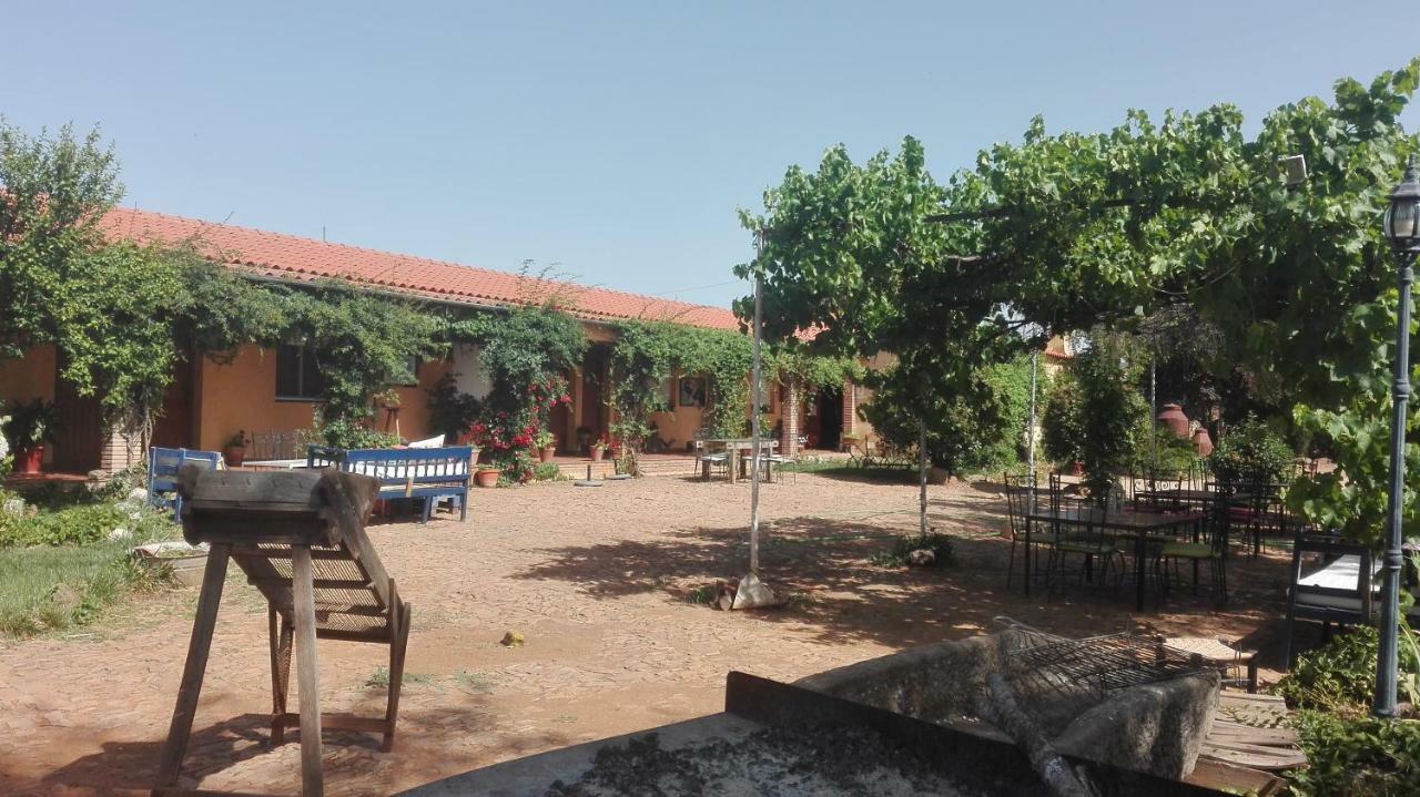 Hotel Rural La Cimbarra Aldeaquemada Exterior photo